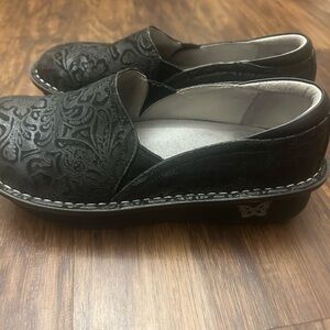 Alegria Black Embossed Shoe